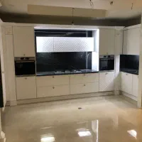 آپارتمان ۱۵۰ متری کلید نخورده در خیام رودکی غربی