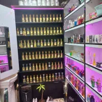 فروشنده یا کارشناس فروش