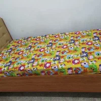 تخت پسرانه آپادانا