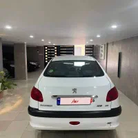 پژو206صندوق دارV8