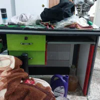 یک عددمیز مدیریت ویا میز کامپیوتر