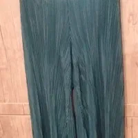 شلوار‌پلیسه‌ای