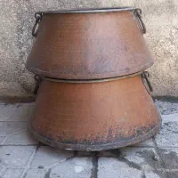 دیگ مسی قدیمی