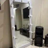 آینه لامپی