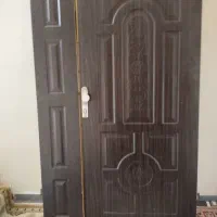 در ورودی آپارتمان در حد نو