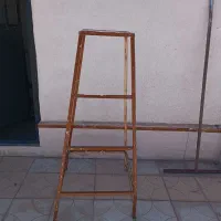 چهارپایه اهنی