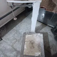 ترازوی باسکول قدیمی