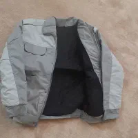 کاپشن‌ نو و گرم در ۳ سایز و تعدادی پیراهن شلوار
