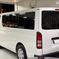 تویوتا هایس ژاپن ۲۰۱۱ کلکسیونی شخصی