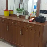 دوعدد اینه قدی و یک عدد اینه کنسول کاملا سالم