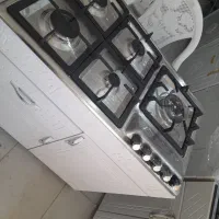 گازرومیزی استیل درجه یک ضمانتی ۱۸ملیون۳مدل دارم