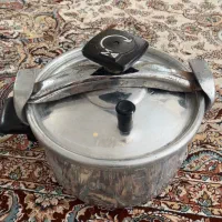زودپز|ظروف پخت‌وپز|کاشان, مزرعه نواب|دیوار
