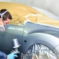 خدمات دیتیلینگ خودرو