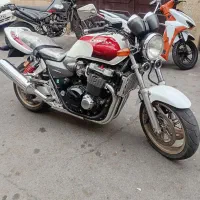 موتور سنگین سی بی ۱۳۰۰مدل ۲۰۰۲ درحد انجین مشکی|موتورسیکلت|تهران, علم و صنعت|دیوار