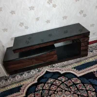 میز  تلویزیون  در حد نو فو ری  فروشی