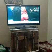 ال ای دی ۴۲ اینچ سامسونگ و زیر تلوزیون