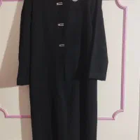 یک عدد مانتو مشکی خنک