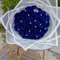 دسته گل و باکس گل روبانی