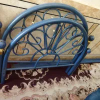 تختخواب آهنی