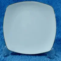 بشقاب چینی