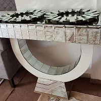 اینه کنسول