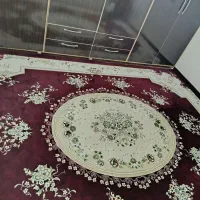 دو عدد فرش ۵۰۰ شانه نگین مشهد در حد نو و والن پرده