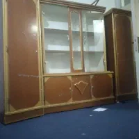 ۲عدد کمد لباس ویک ویترین به فروش میرسد