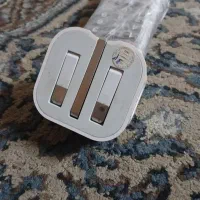 کلگی شارژ ایفون ۱ ماه هم استفاده نشده. اصلی بشرط