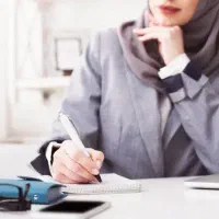 منشی اداری