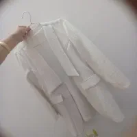 کت سفید و لباس مجلسی