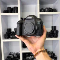 Canon EOS 5D Mark IV