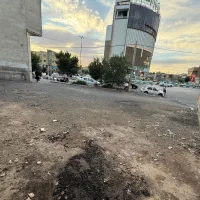 زمین-ملک