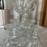 بستنی خوری