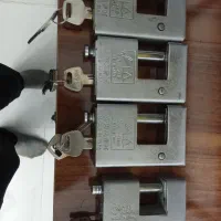 قفل کتابی