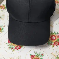 تعدادی کلاه نو بفروش میرسد