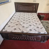 تخت و تشک
