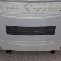 گاز سفید تکنو ۵ شعله در حد نو