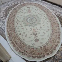فرش بیضی ۴متری