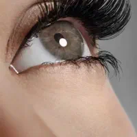 دعوت به همکار در سالن زیبای