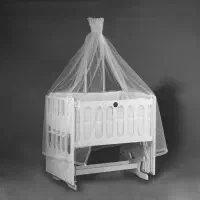 تخت گهواره ای نوزاد