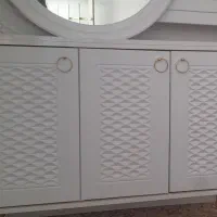 تخت خواب دو نفره و اینه کنسول