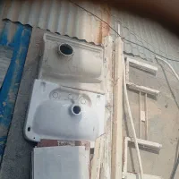 کاسه توالت روشویی‌بسیار‌دب‌چوبی‌با‌چهارچوب