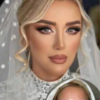 عروس میکاپ‌ و شنیون  و زلف با ضمانت ماندگاری