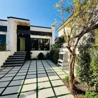 ویلاباغچه-خوش-نقشه-جنگلی-زیباینور-شهرکی-با-نگهبانی