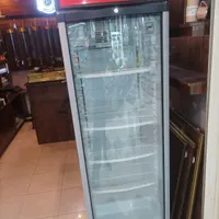 یخچال ویترینی