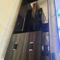 میز تلویزیون شیشه ای