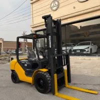 فروش مستقیم لیفتراک اتوماتیک ۳تن کوماتسو