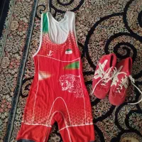 دوبنده و کفش کشتی