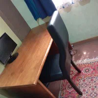 میز چوبی