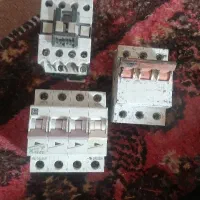 سه عدد وسایل برقی